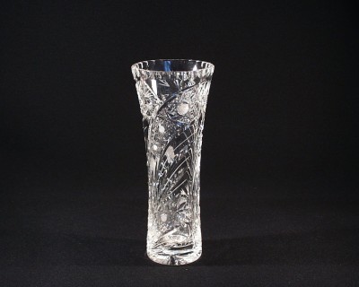 Váza krištáľová brúsená 80045/35003/250 25 cm. dekor "páv / kométa"
